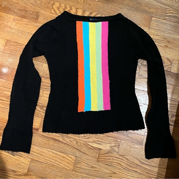 2 Sweaters - Picture 1 of 6